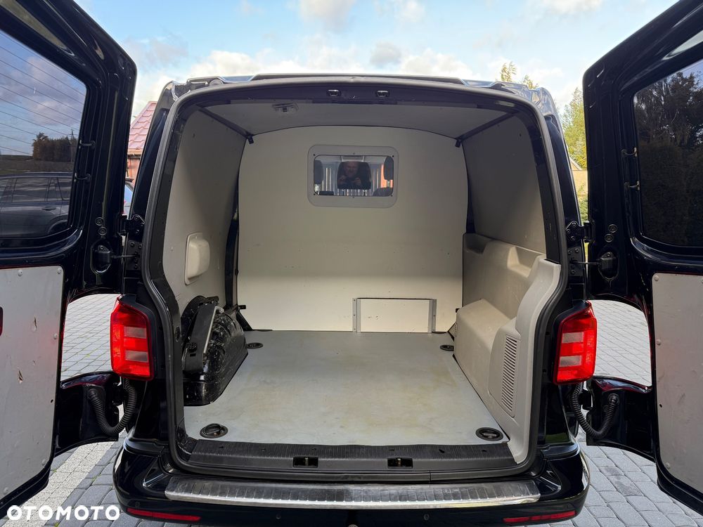 Volkswagen Transporter - 19