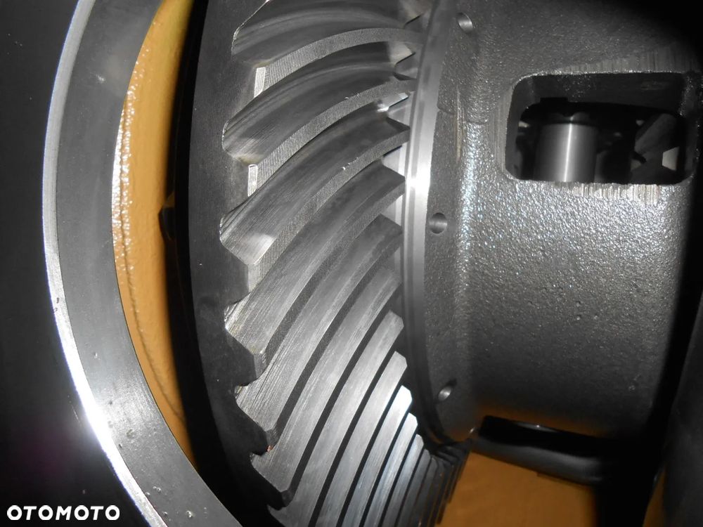 Atak tylny 13x54 AQ John Deere 6930 Premium - 1