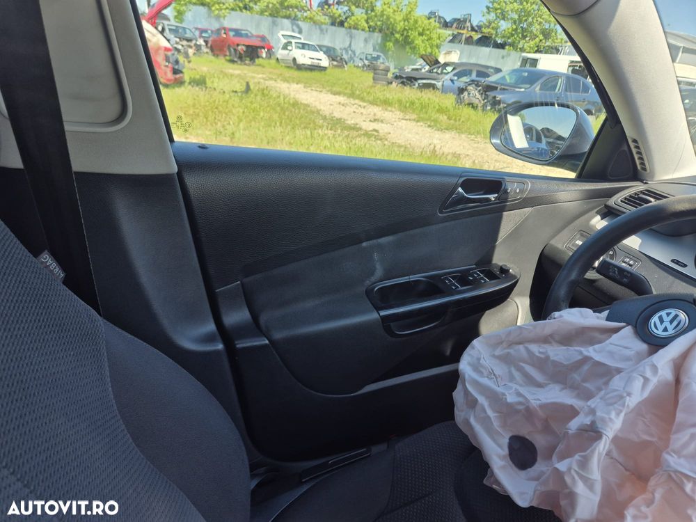 dezmembrez passat b6 - 5