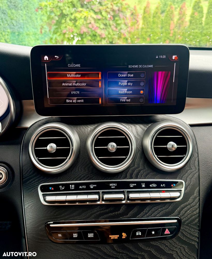 Mercedes-Benz GLC 300 e 4Matic 9G-TRONIC AMG Line Plus - 17