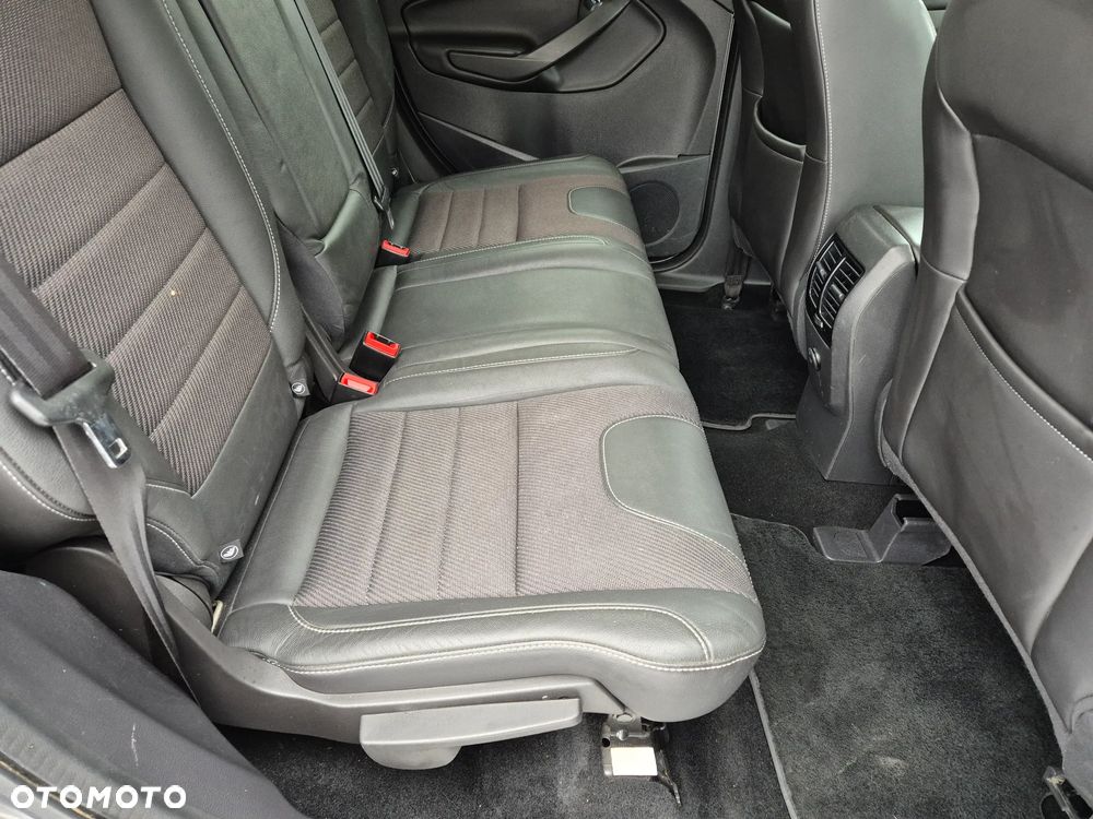 Ford Kuga 2.0 TDCi 4x4 Titanium - 20