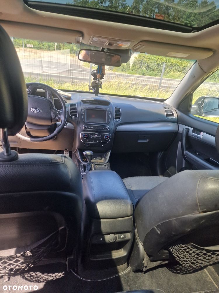 Kia Sorento - 6