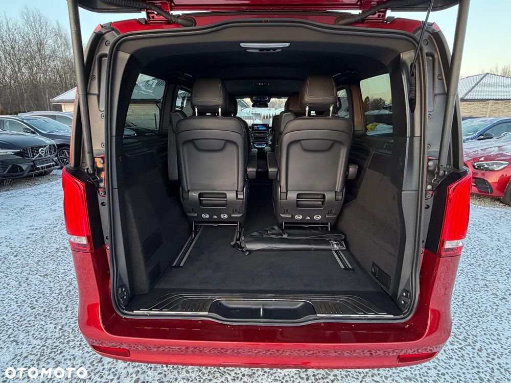 Mercedes-Benz Klasa V 300 d lang 4Matic 9G-TRONIC Avantgarde Edition - 32