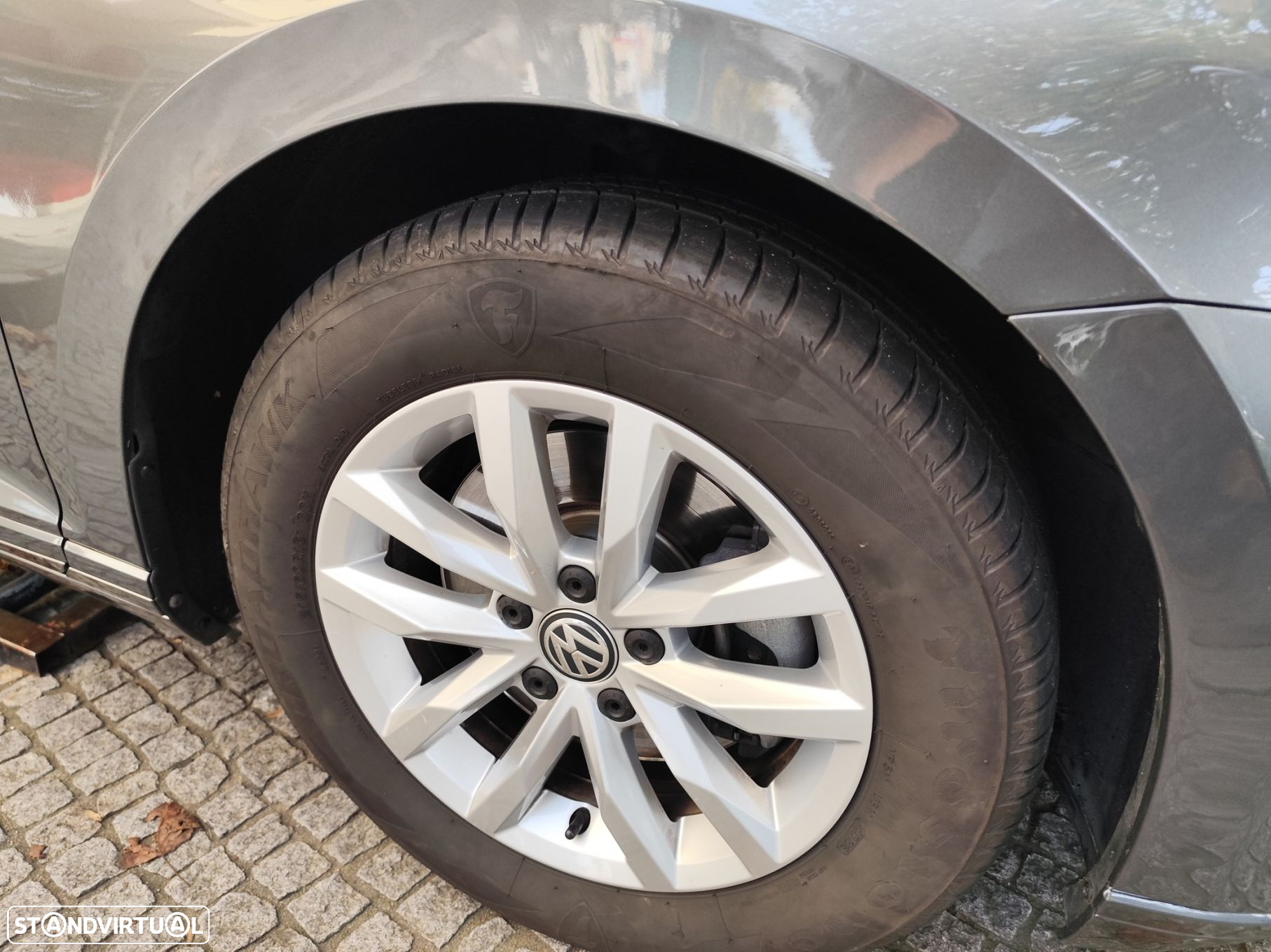 VW Passat Variant 1.6 TDI Trendline - 16