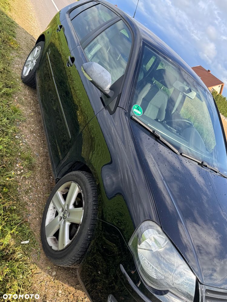 Volkswagen Polo - 5