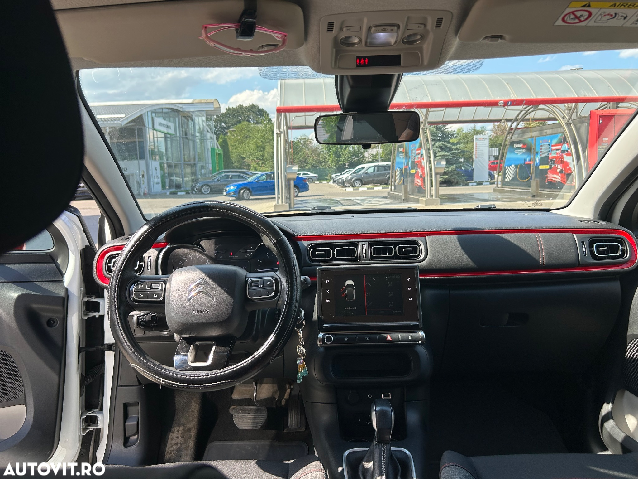 Citroën C3 1.2 PureTech S&S EAT Shine - 10