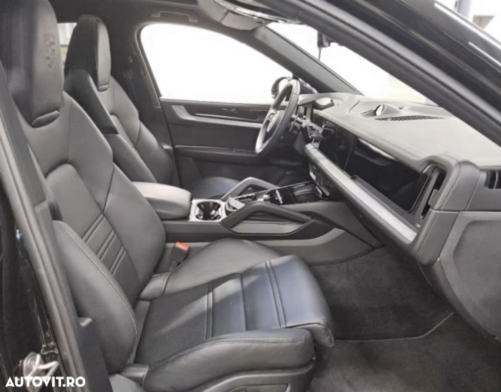 Porsche Cayenne Coupe E-Hybrid Tiptronic S - 6