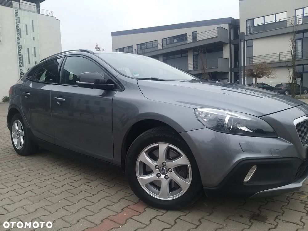 Volvo V40 Cross Country T4 AWD Momentum - 11