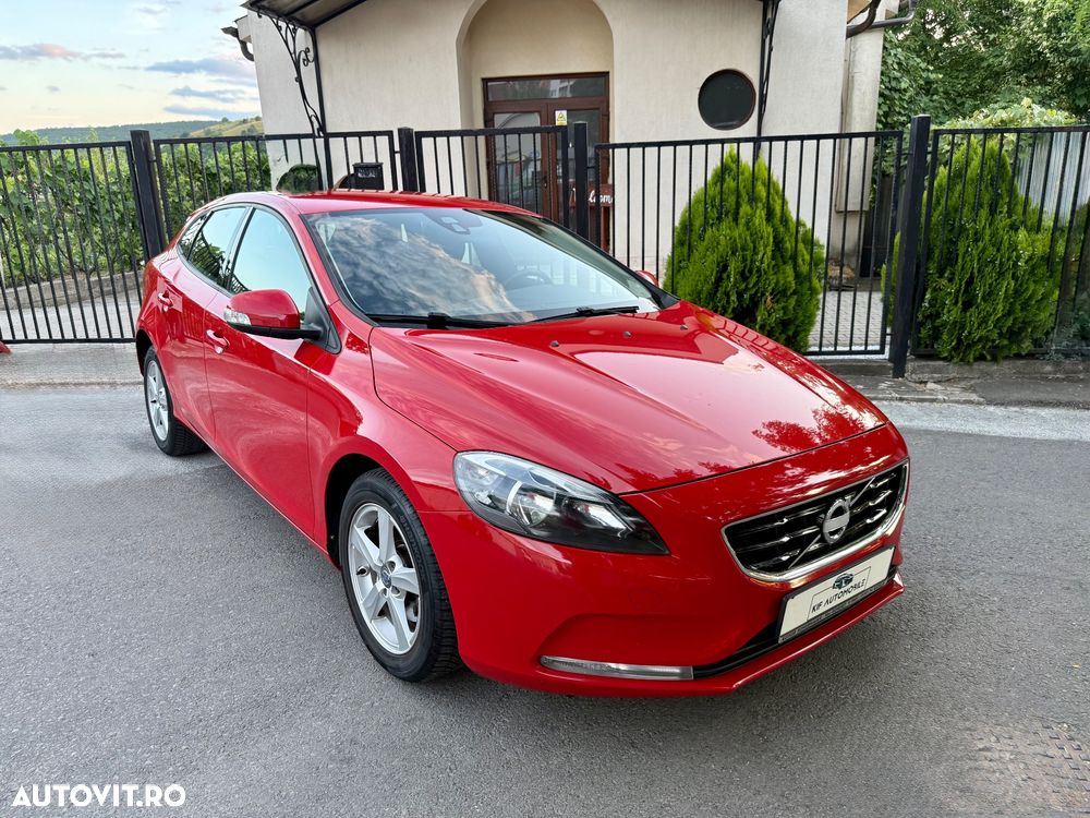 Volvo V40 T2 Momentum - 7