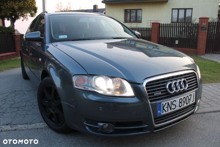 Audi A4 Limousine - 28