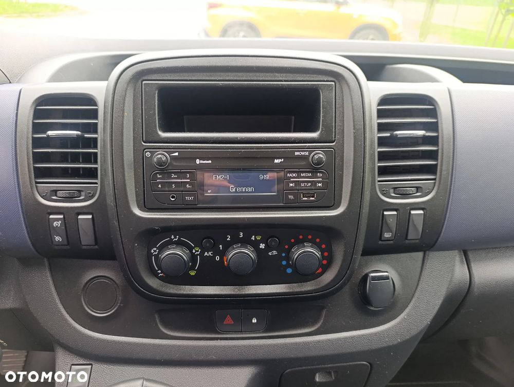 Opel VIVARO - 19