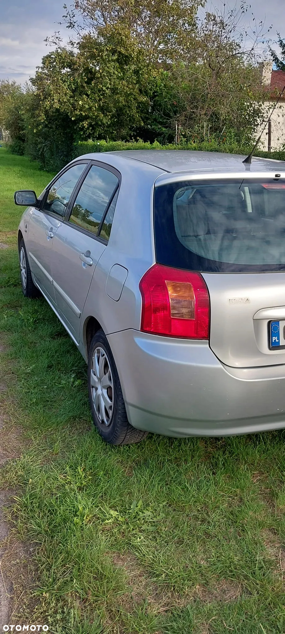 Toyota Corolla - 2