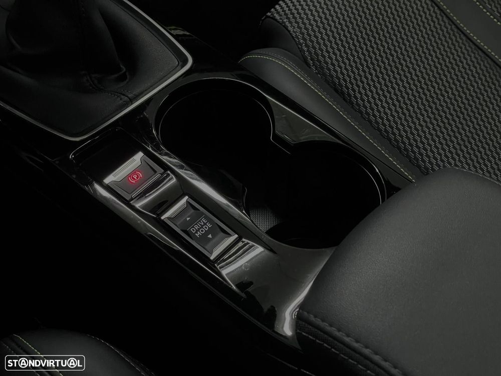 Peugeot 208 1.2 PureTech GT Line - 28