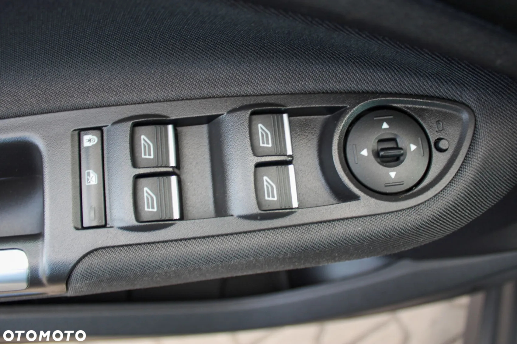 Ford Grand C-MAX 2.0 TDCi Start-Stopp-System Titanium - 12