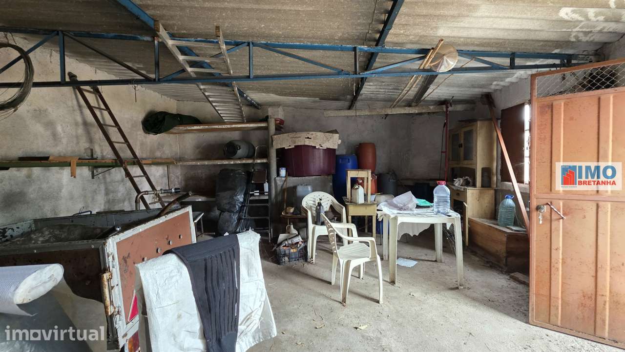 Quinta com garagem em Escalos de Cima - Grande imagem: 3/26