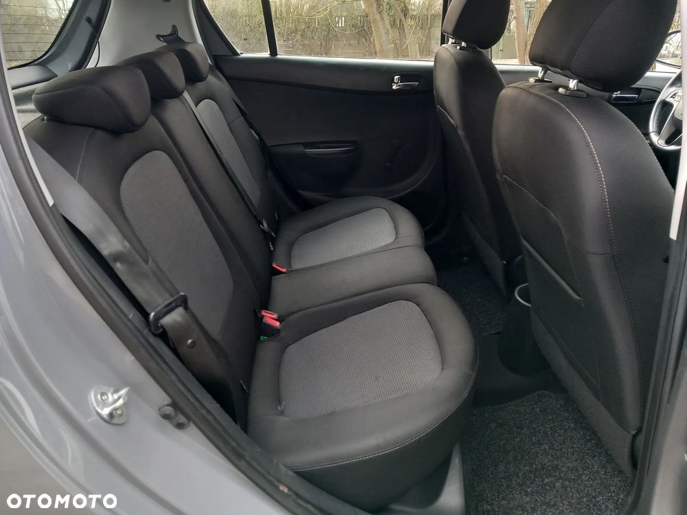 Hyundai i20 1.25 Comfort - 11