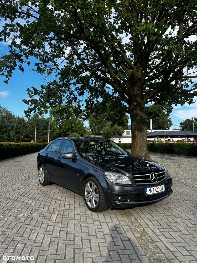 Mercedes-Benz Klasa C 180 CGI BlueEFFICIENCY Elegance - 1