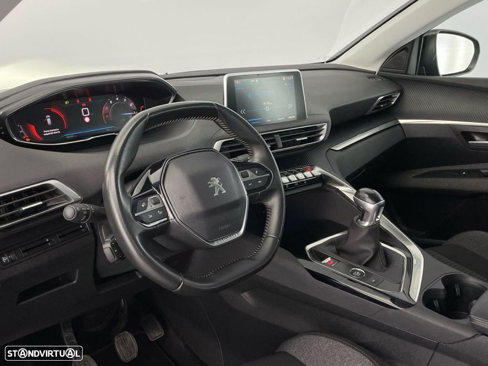 Peugeot 3008 1.2 PureTech Active Pack - 17