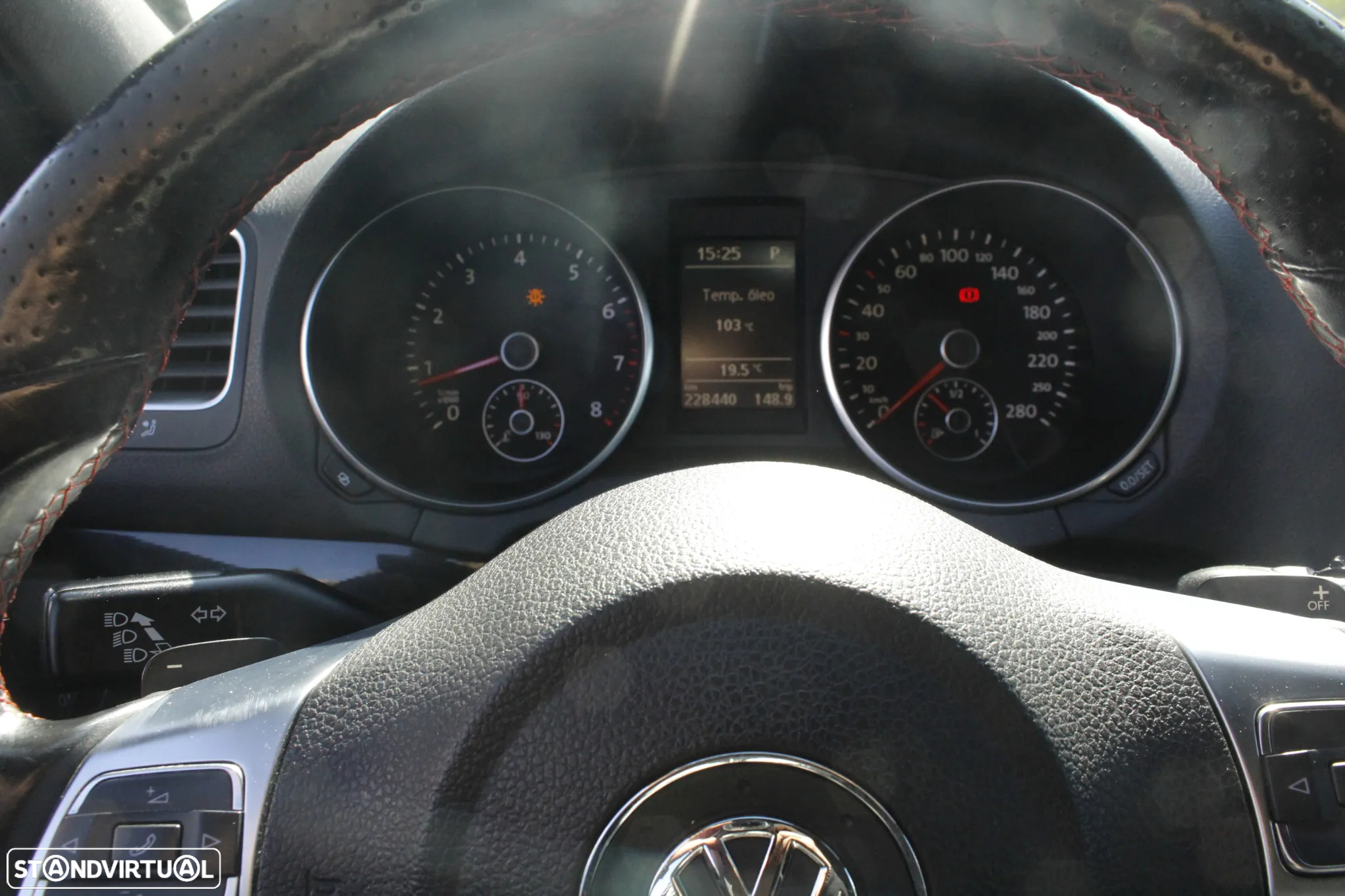 VW Golf 2.0 GTI DSG - 23