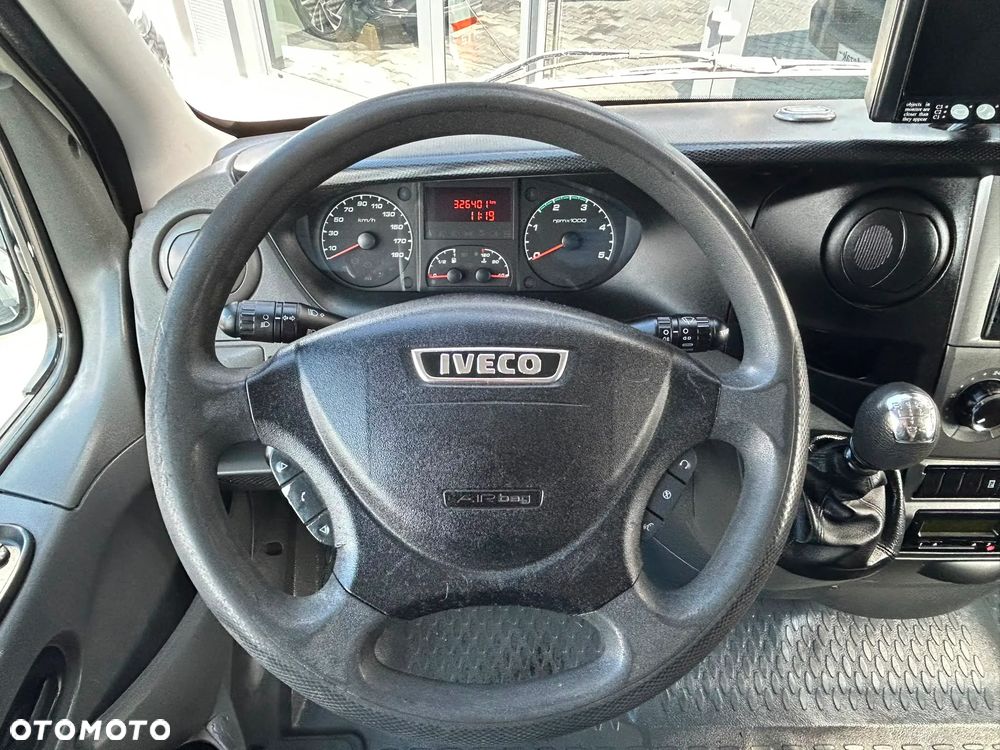 Iveco Daily 40C15 35C15 3.0 HPI Kontener 8 palet + winda 750kg + drzwi boczne **KLIMA**Sprowadzony**2013R** - 12