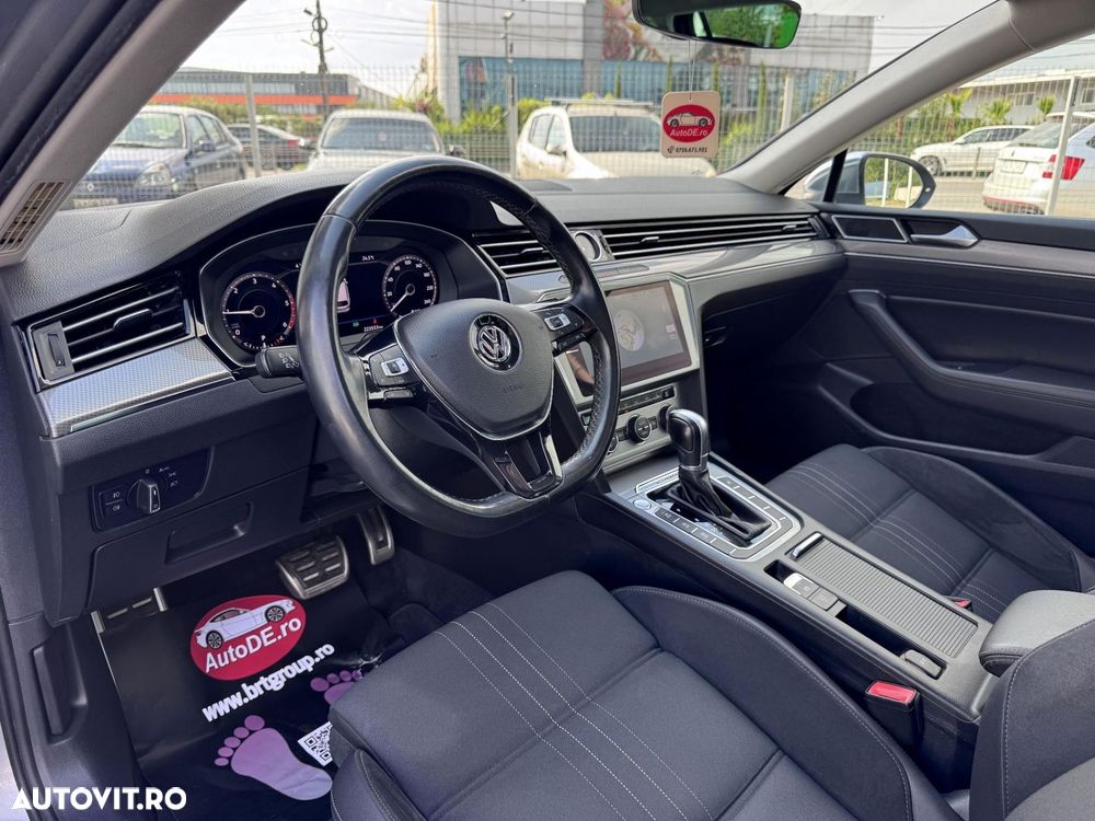 Volkswagen Passat Alltrack 2.0 TDI DSG 4Motion - 6