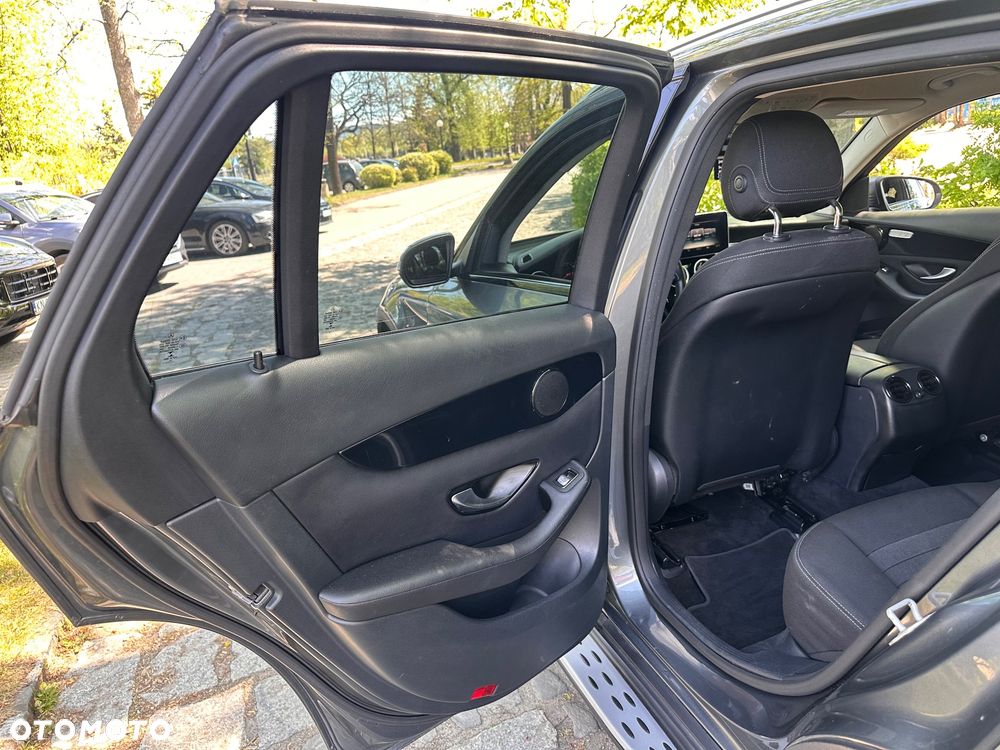 Mercedes-Benz GLC - 20