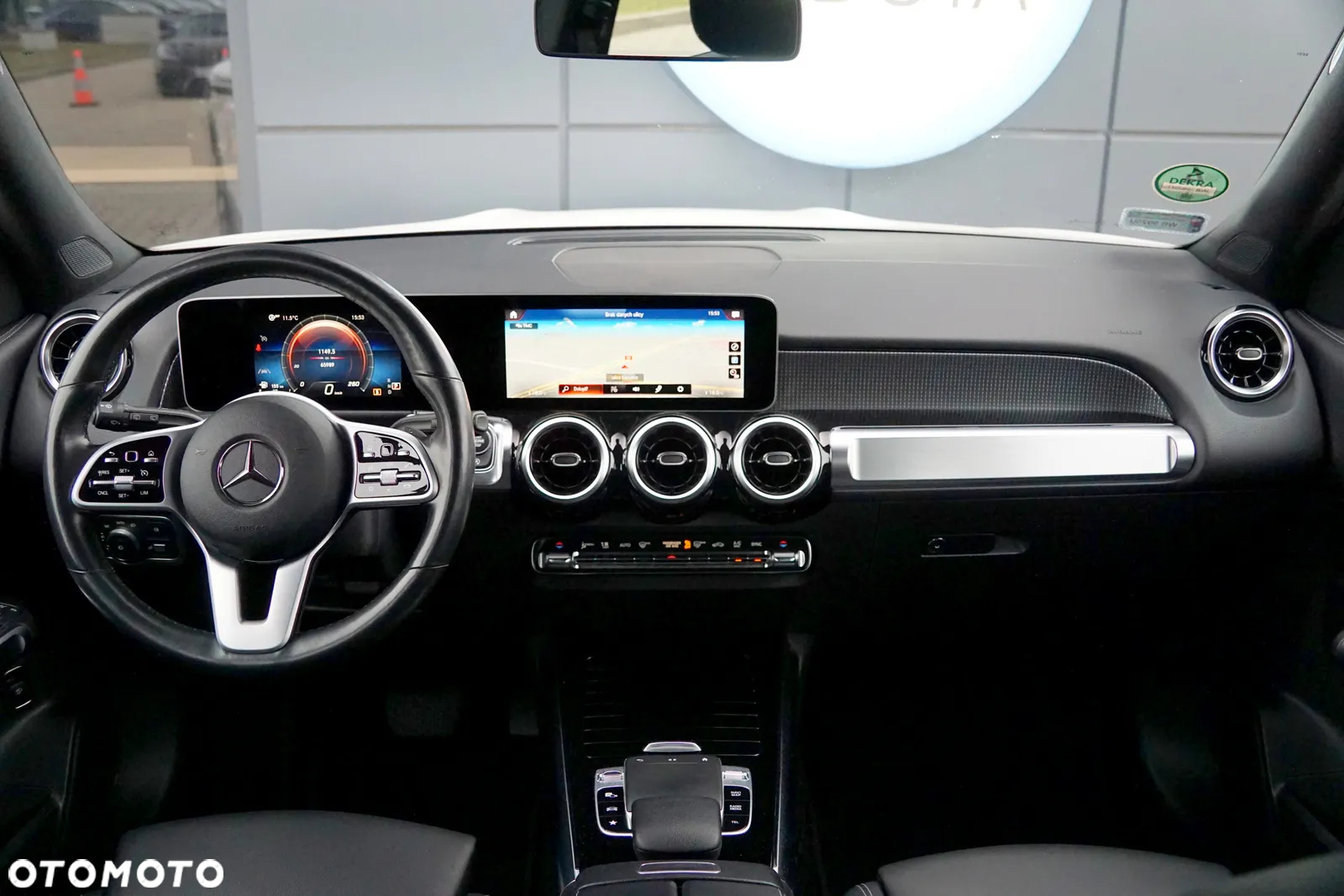 Mercedes-Benz GLB 200 7G-DCT Progressive - 29