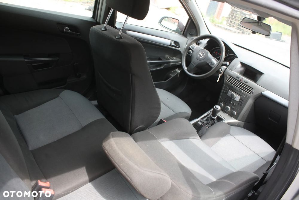 Opel Astra 1.7 CDTI Enjoy - 14