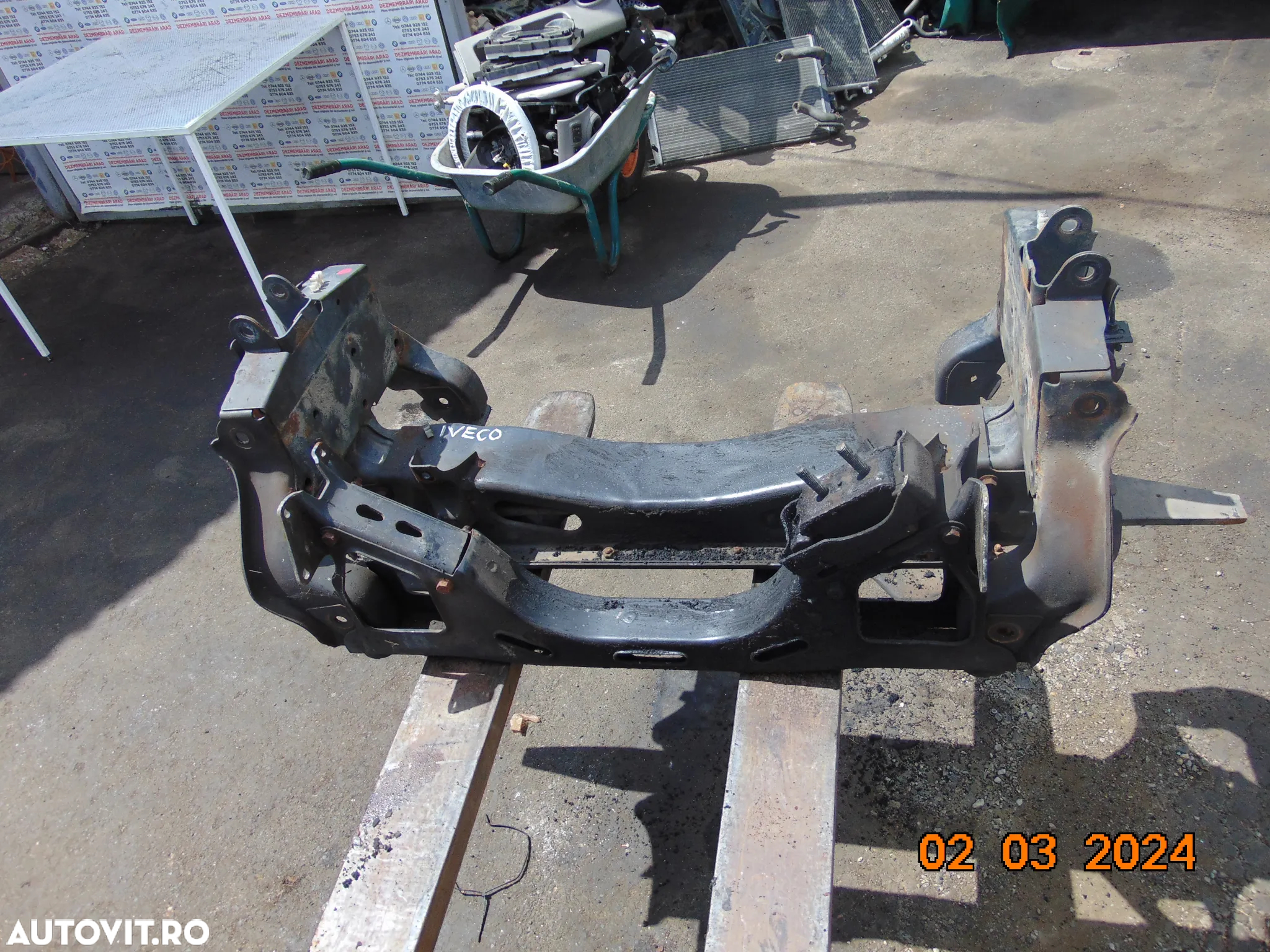 Jug punte fata Iveco daily 2015-2022 jug punte fata jug motor iveco daily 6 - 4