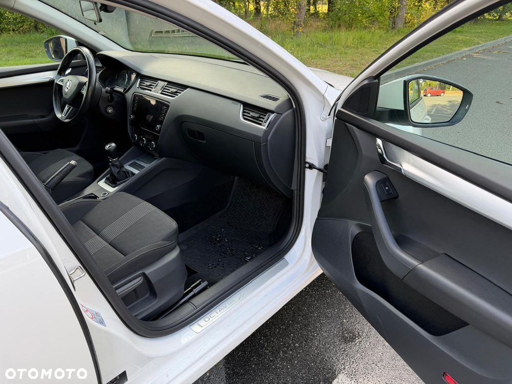 Skoda Octavia 1.6 TDI Ambition - 4