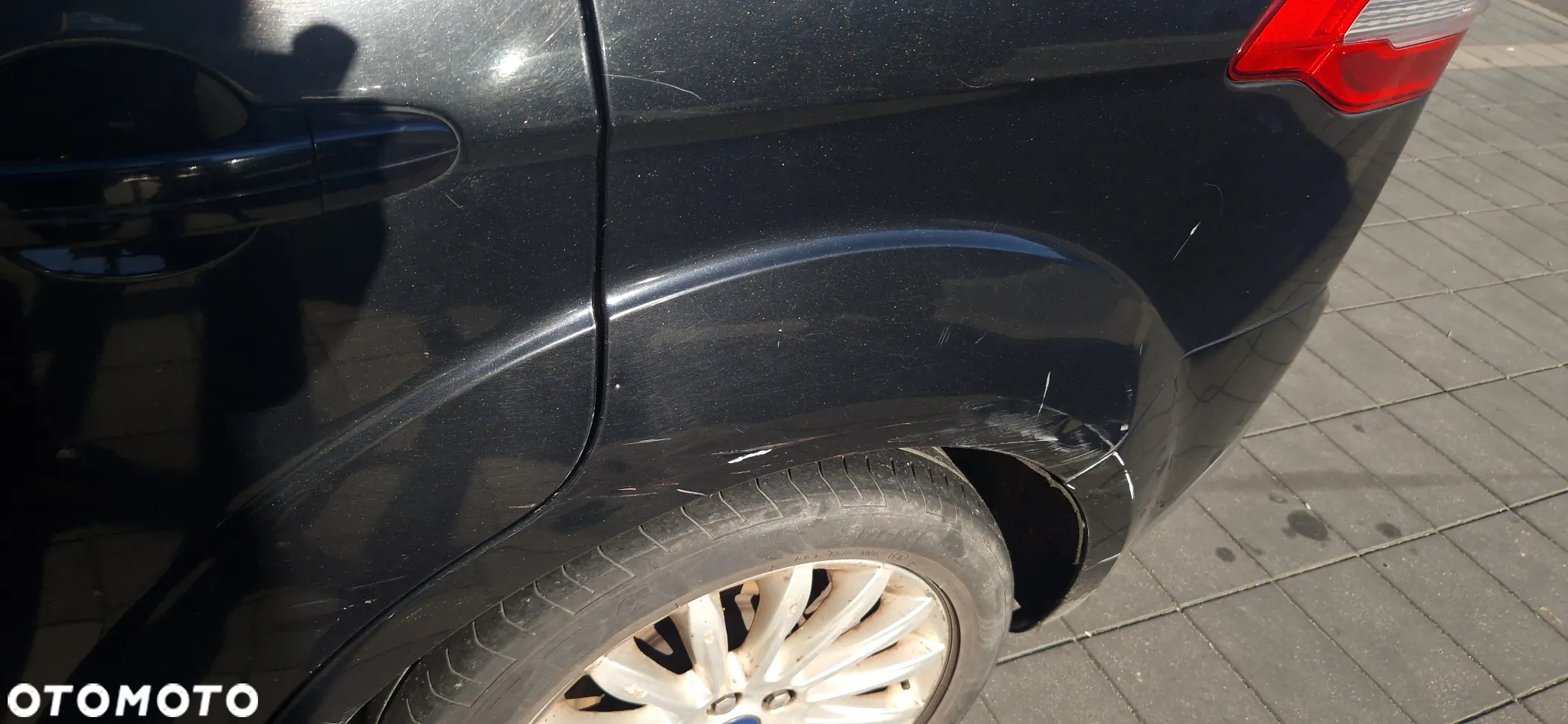 Ford S-Max - 11