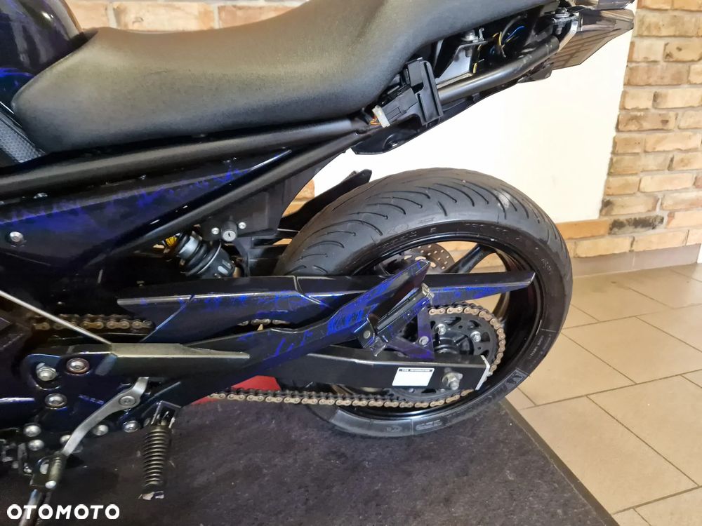 Yamaha XJ - 12