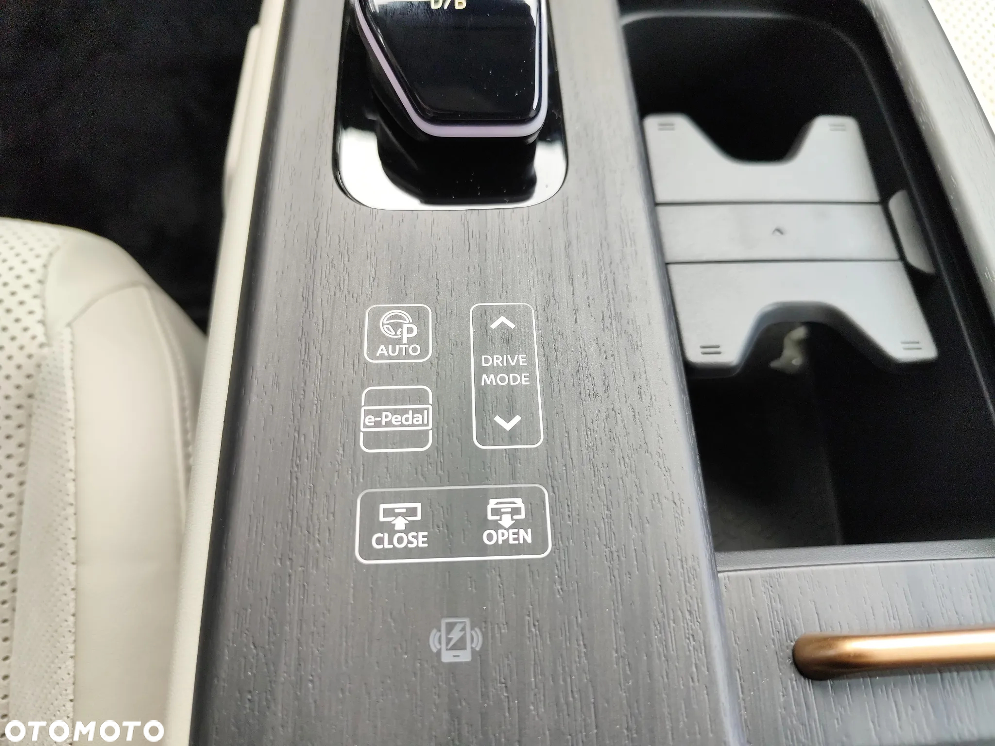 Nissan Ariya 87kWh E-4orce Evolve - 24