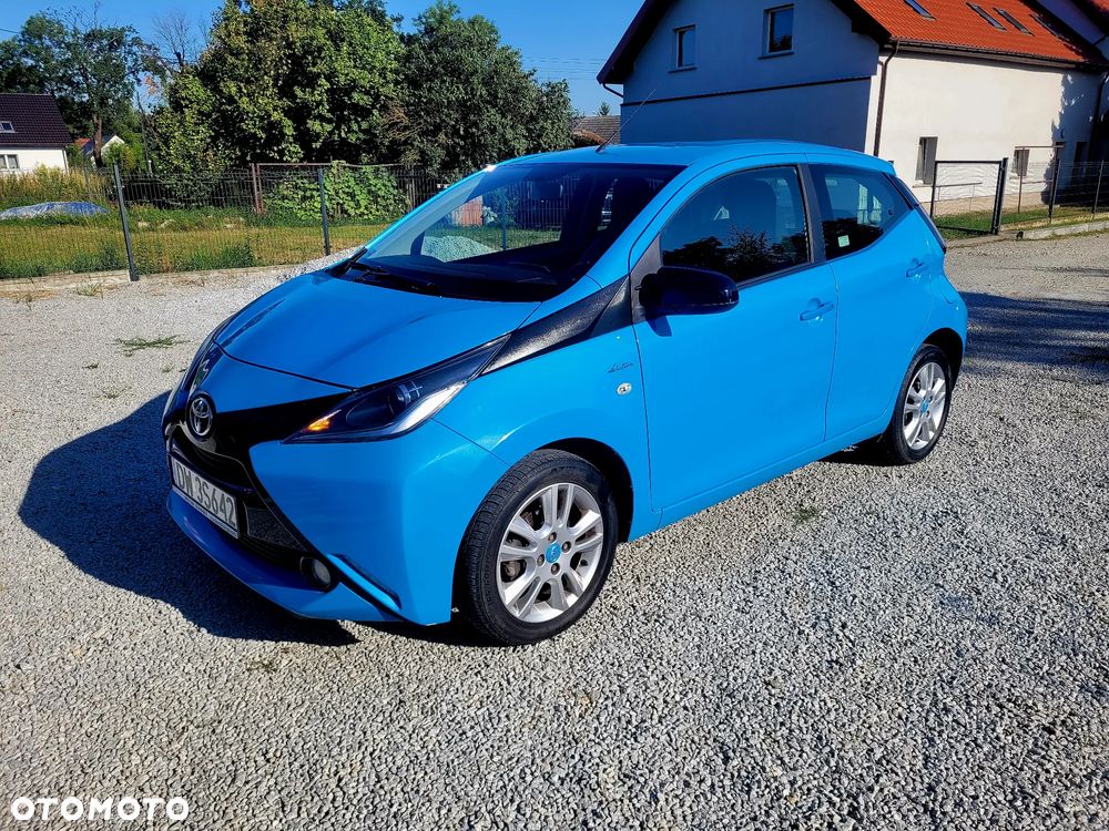 Toyota Aygo 1.0 VVT-i Color Edition - 1