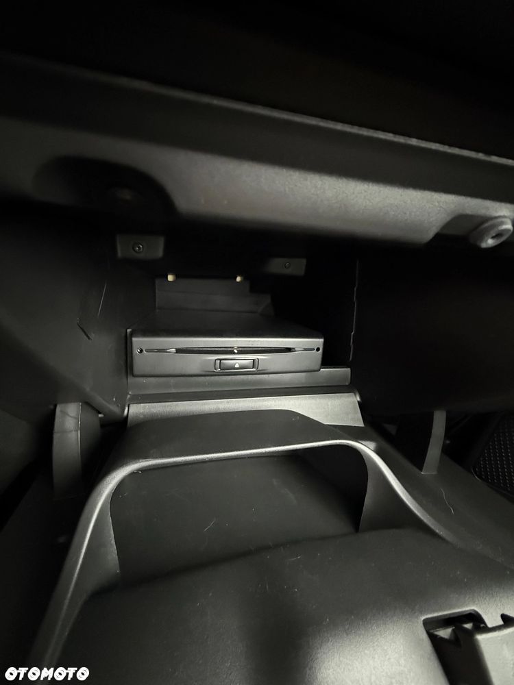 Peugeot 2008 PureTech 130 EAT8 GT - 16