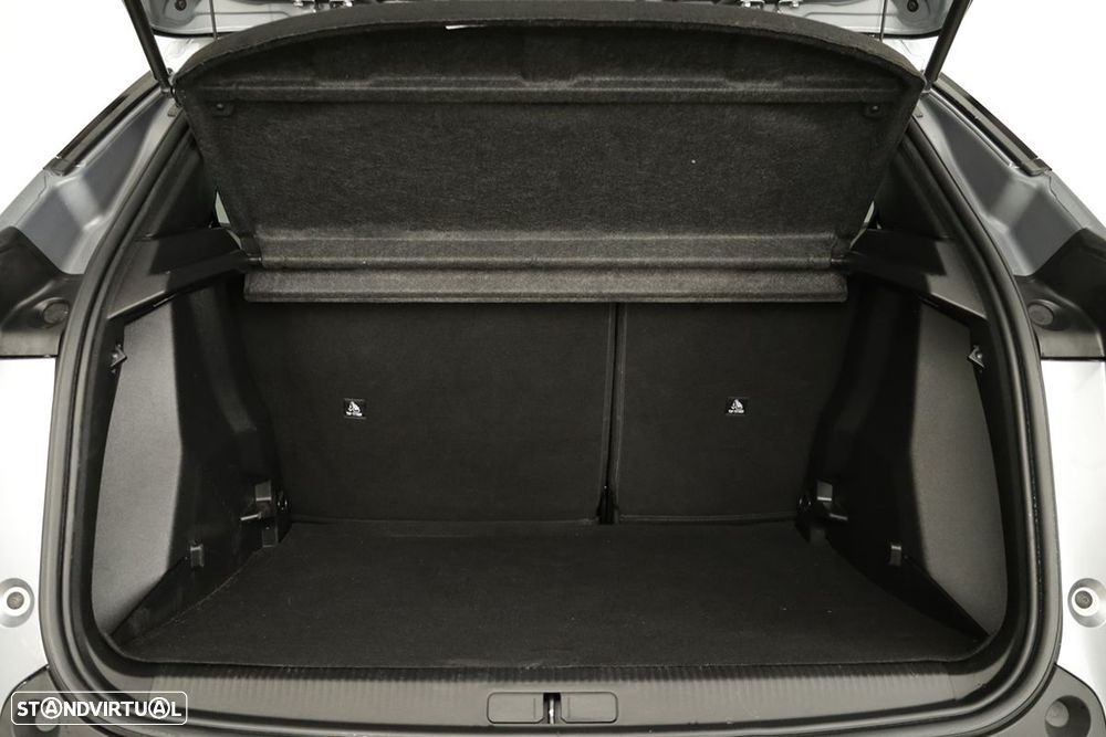 Peugeot 2008 1.2 PureTech Allure - 21