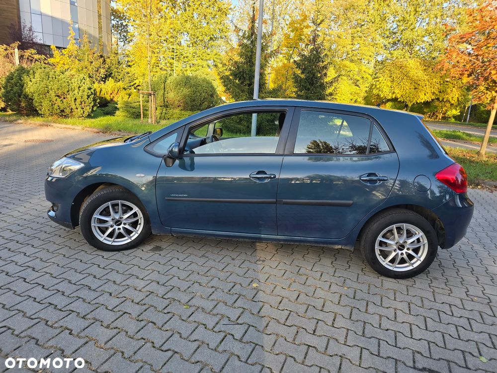 Toyota Auris - 22