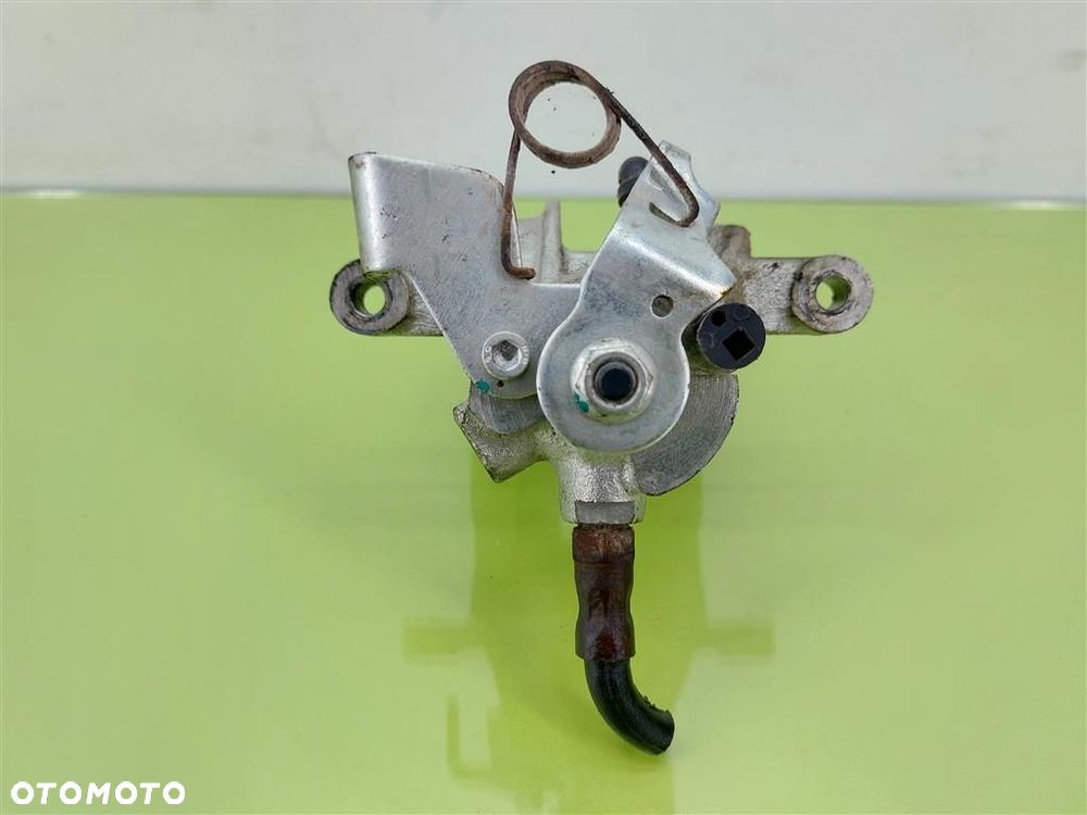 Zacisk hamulcowy tył lewy Audi 80 B4 1991-1995 2,0 BENZYNA - 4