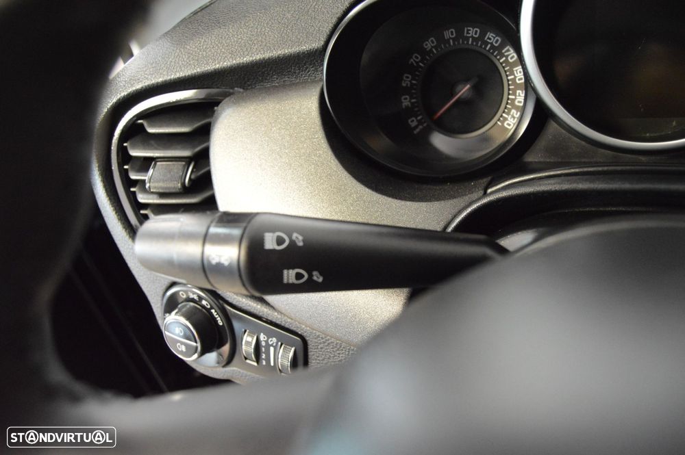 Fiat 500X 1.4 Multiair DCT 4x2 S&S Cross - 35