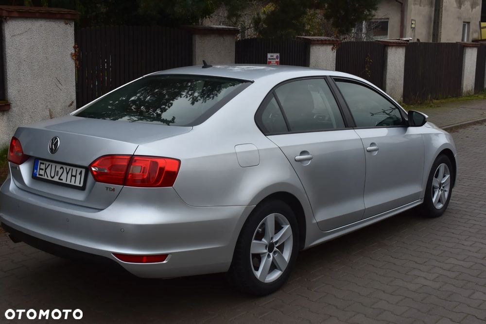 Volkswagen Jetta 1.6 TDI Comfortline CityLine - 18
