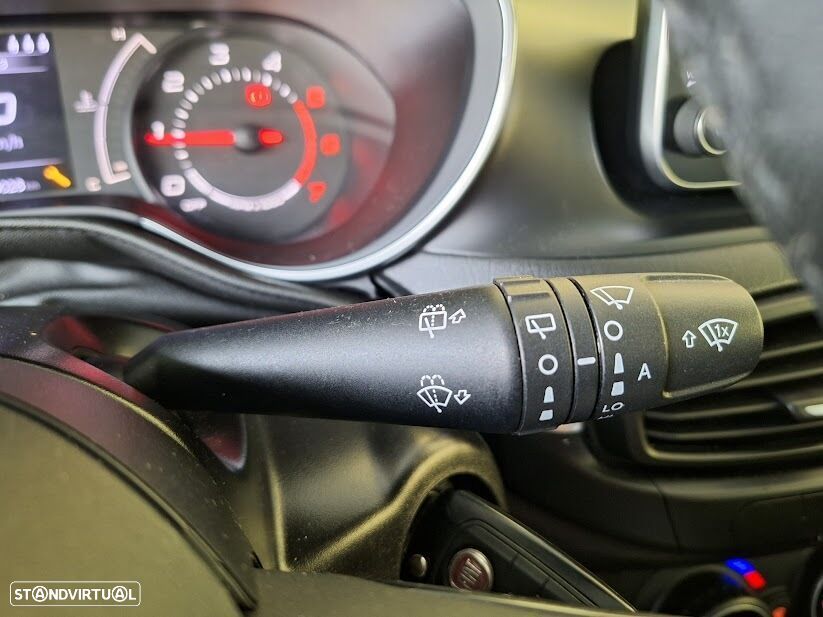 Fiat Tipo Station Wagon 1.3 M-Jet Lounge - 17