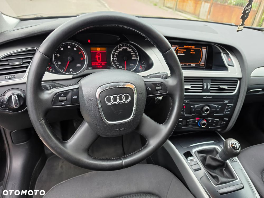 Audi A4 Avant - 29