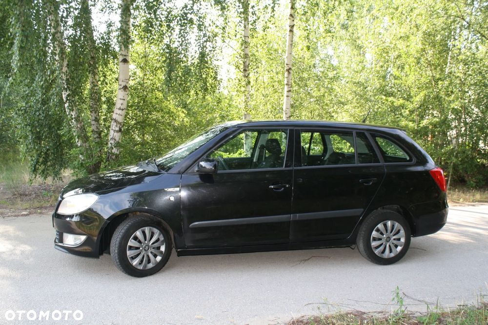 Skoda Fabia 1.2 HTP Elegance - 2