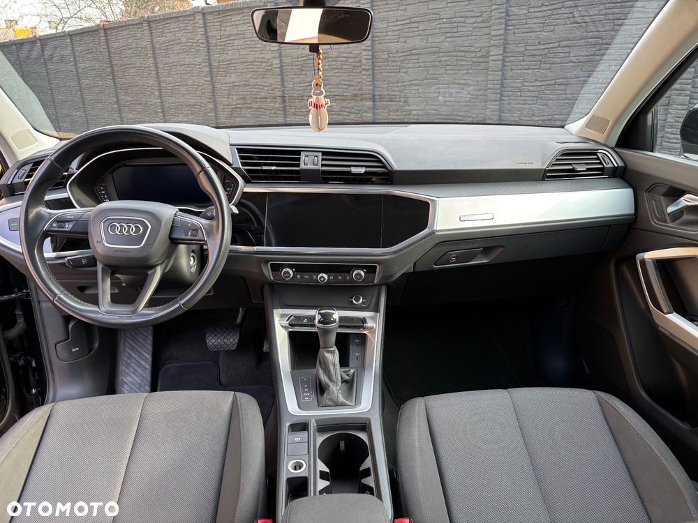 Audi Q3 35 TFSI S tronic - 13