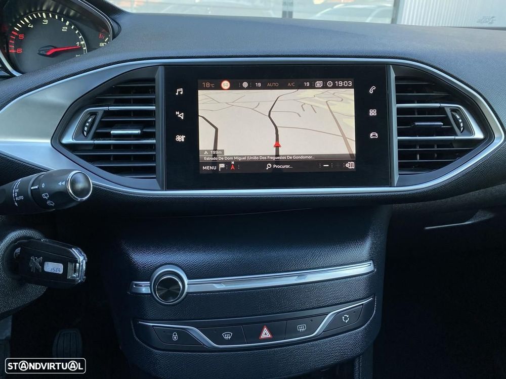 Peugeot 308 SW 1.5 BlueHDi Style - 22