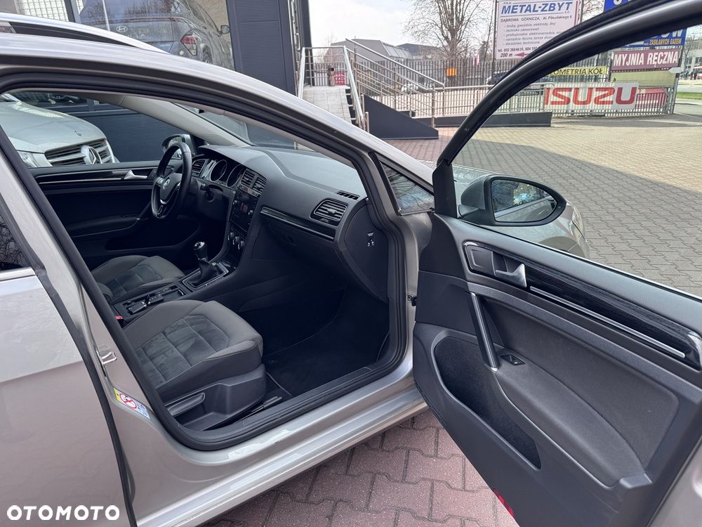 Volkswagen Golf 1.4 TSI BMT Highline - 19