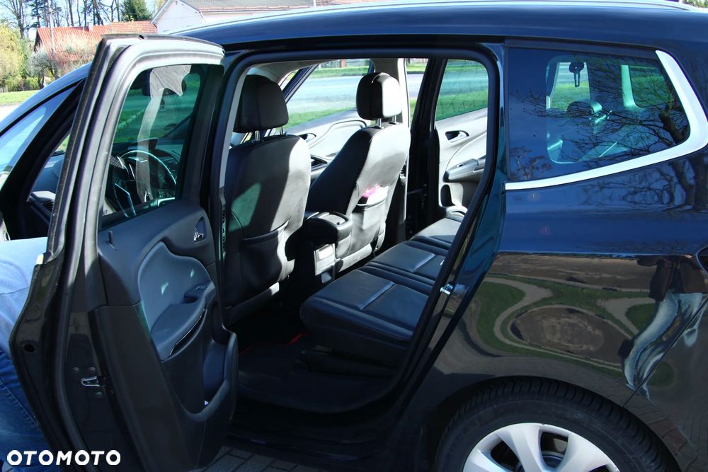 Opel Zafira Tourer 2.0 CDTI Edition - 12