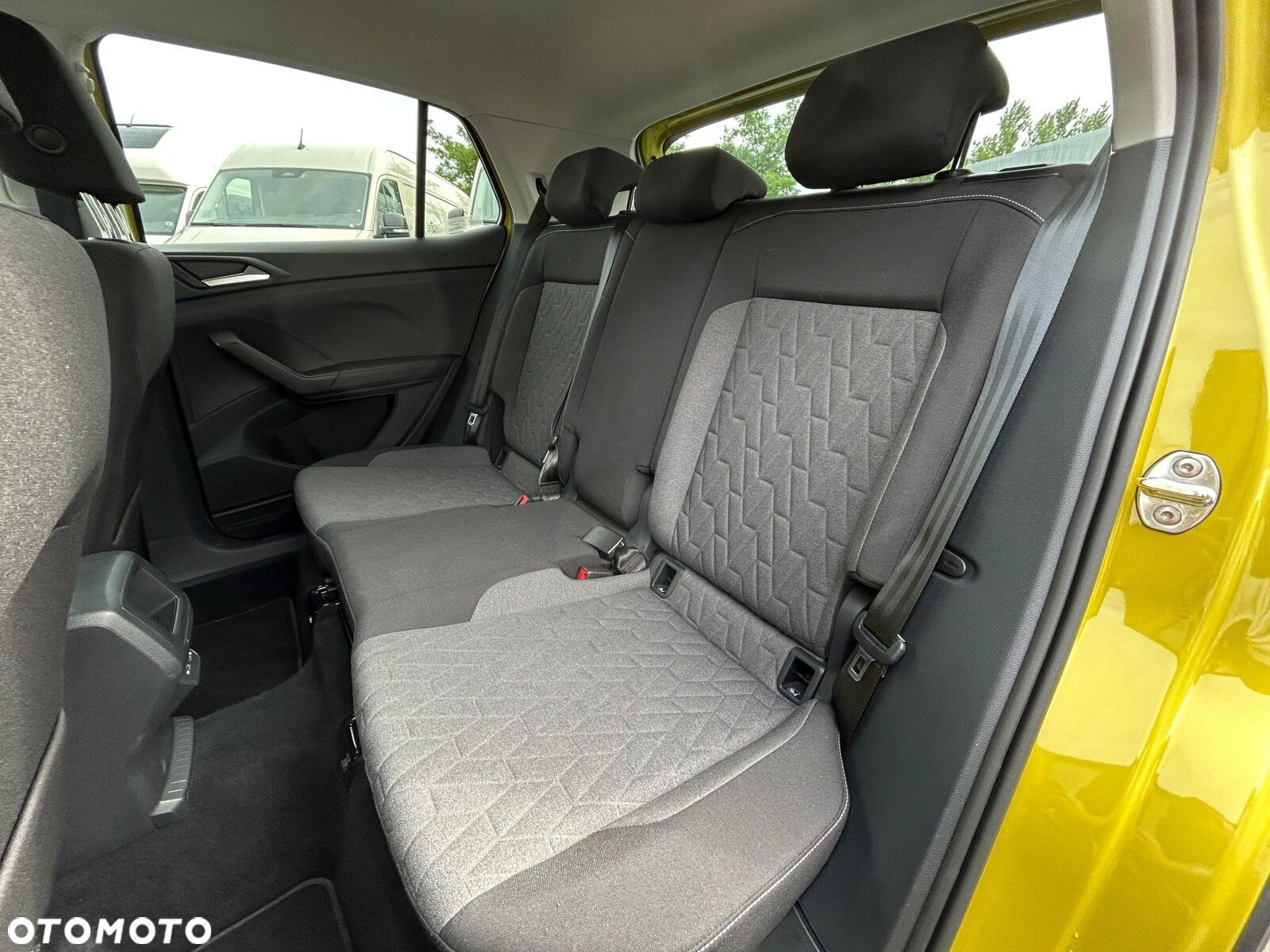 Volkswagen T-Cross - 18