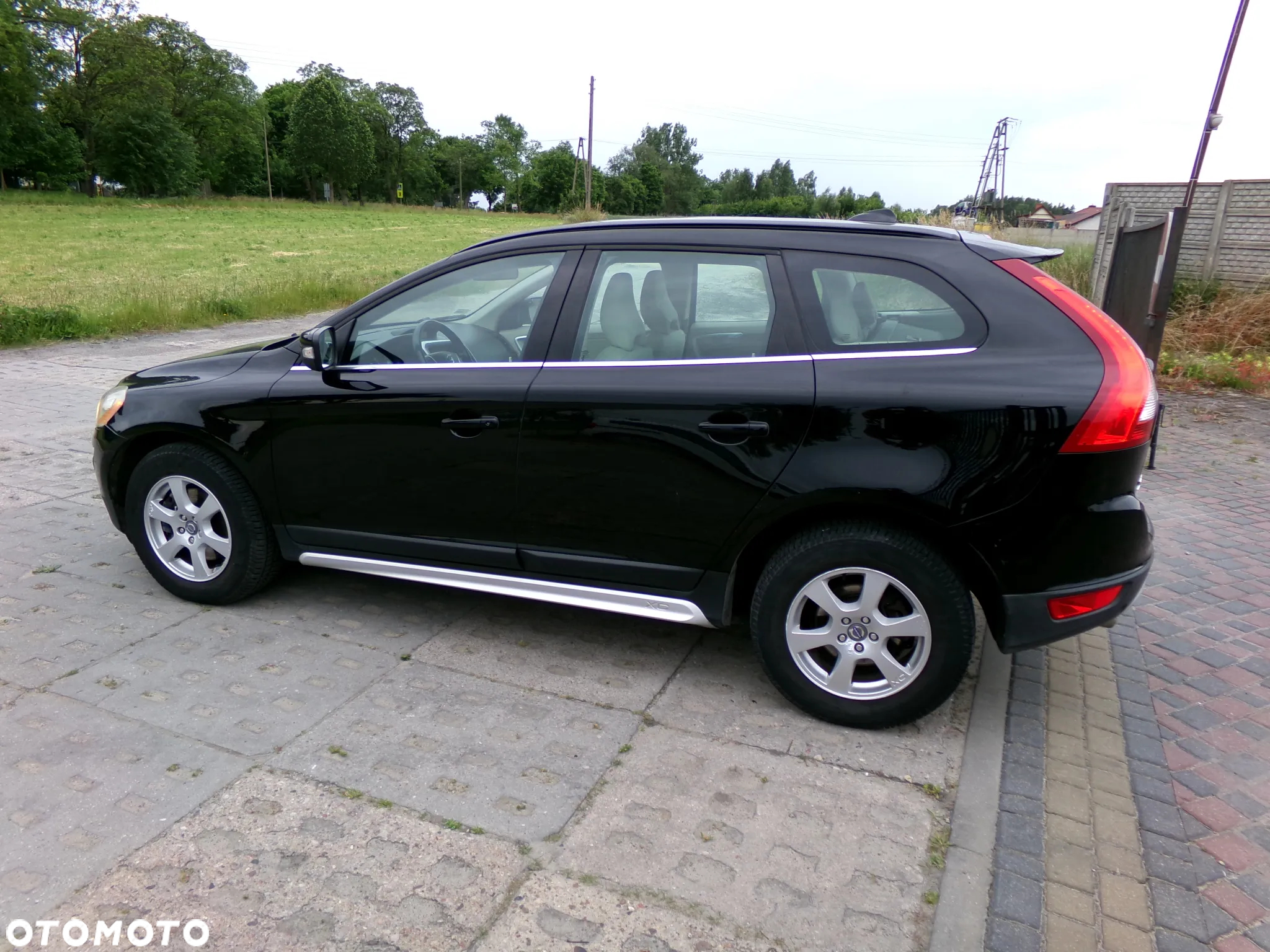 Volvo XC 60 D5 AWD Momentum - 2