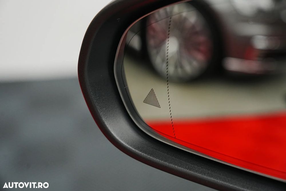 Mercedes-Benz CLA 180 7G-DCT Special Edition - 10